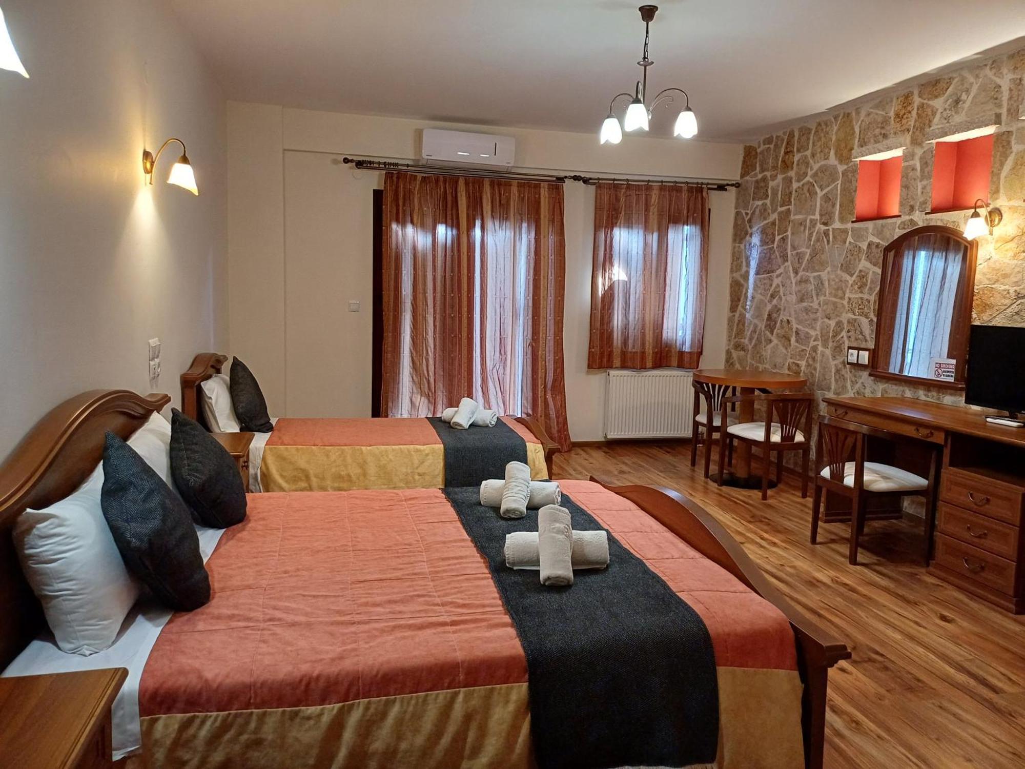 Hotel Agnantio Giannina Esterno foto